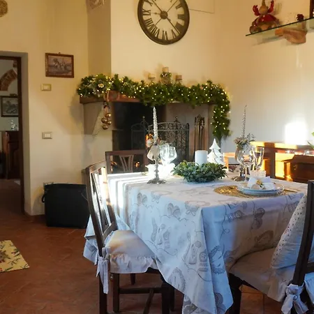 Apartment La Rocca Palaia