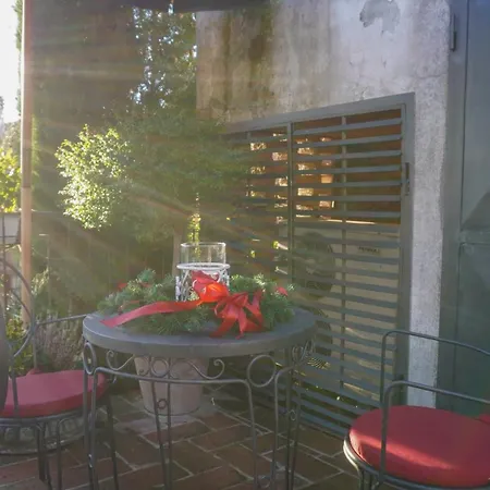 Apartment La Rocca Palaia