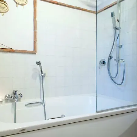 La Rocca Apartment