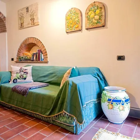 La Rocca Apartment *