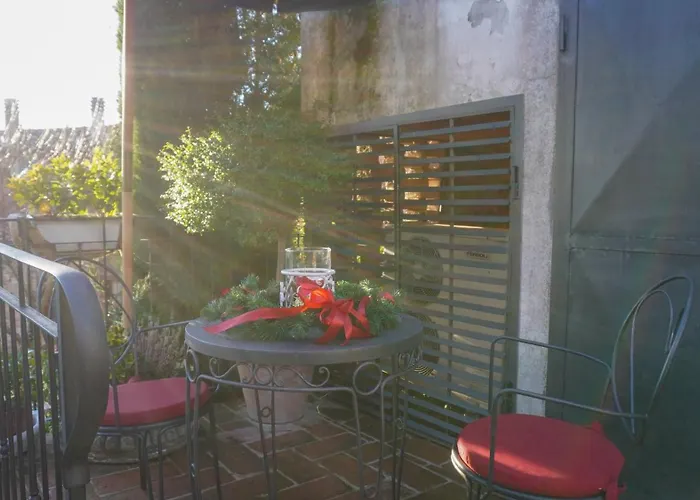 Apartment La Rocca Palaia